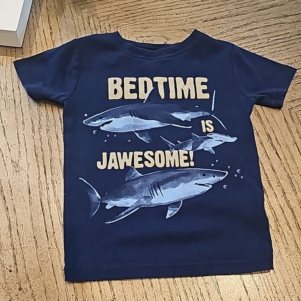 Boys shark pj top size 6